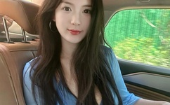 伊人大相蕉在线看片